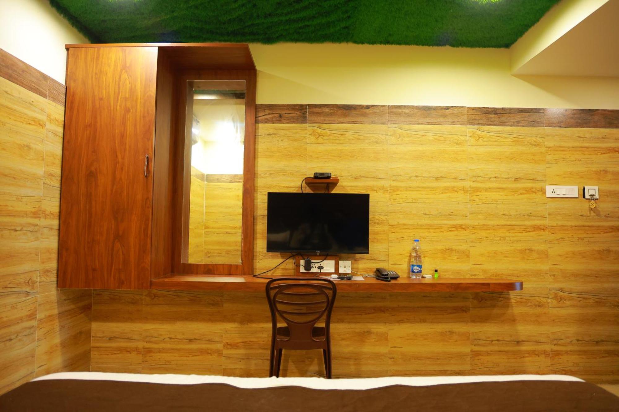 Hotel Annai Bay Velankanni Exterior photo