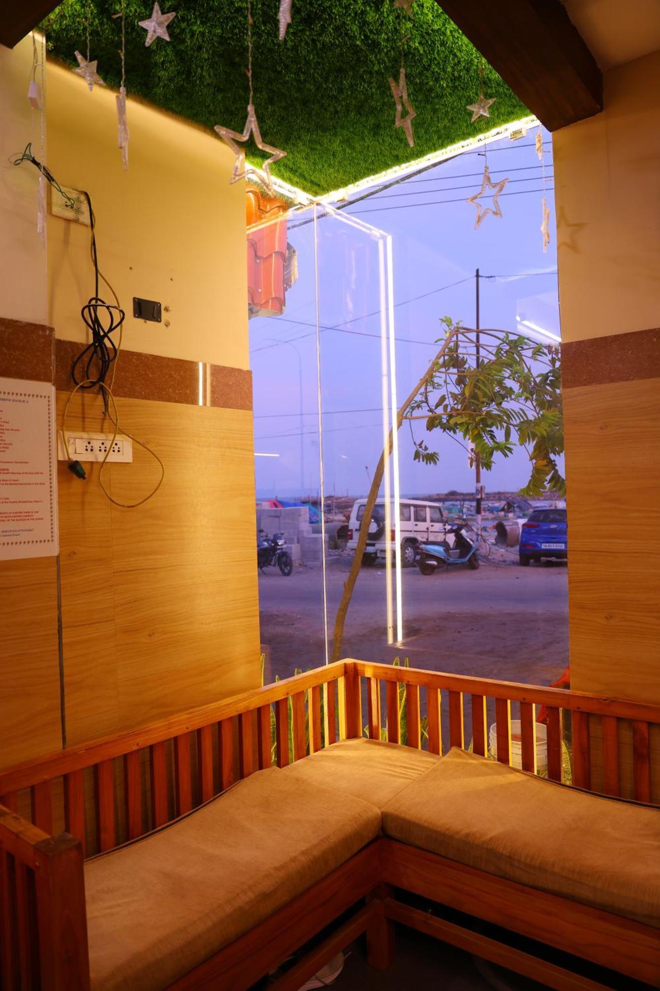Hotel Annai Bay Velankanni Exterior photo