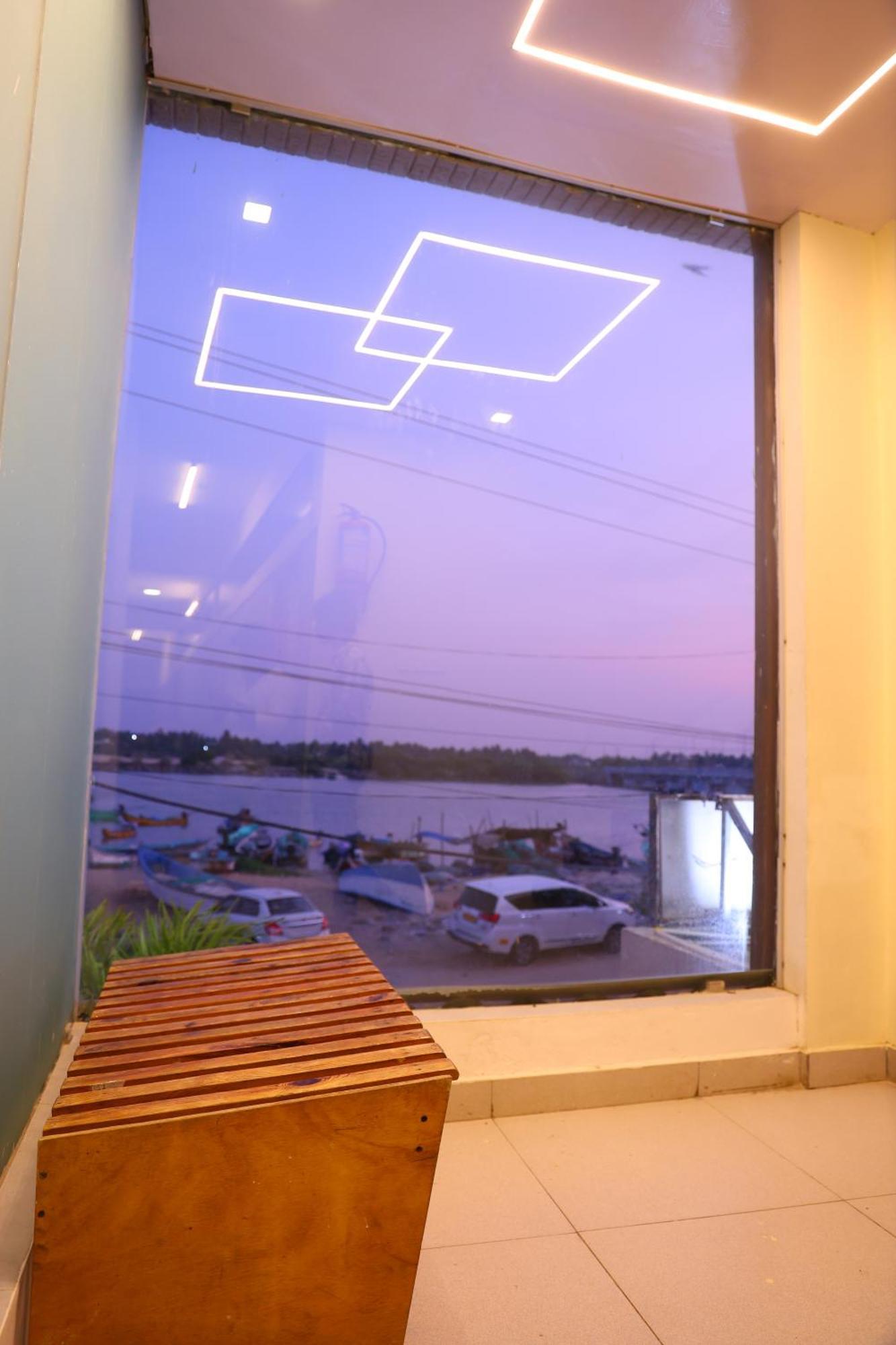 Hotel Annai Bay Velankanni Exterior photo